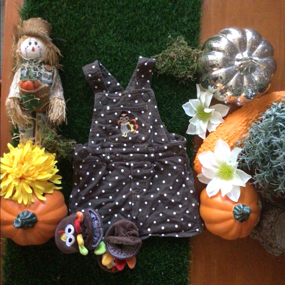 Carter’s Thanksgiving overall skirt 6M w adj snaps